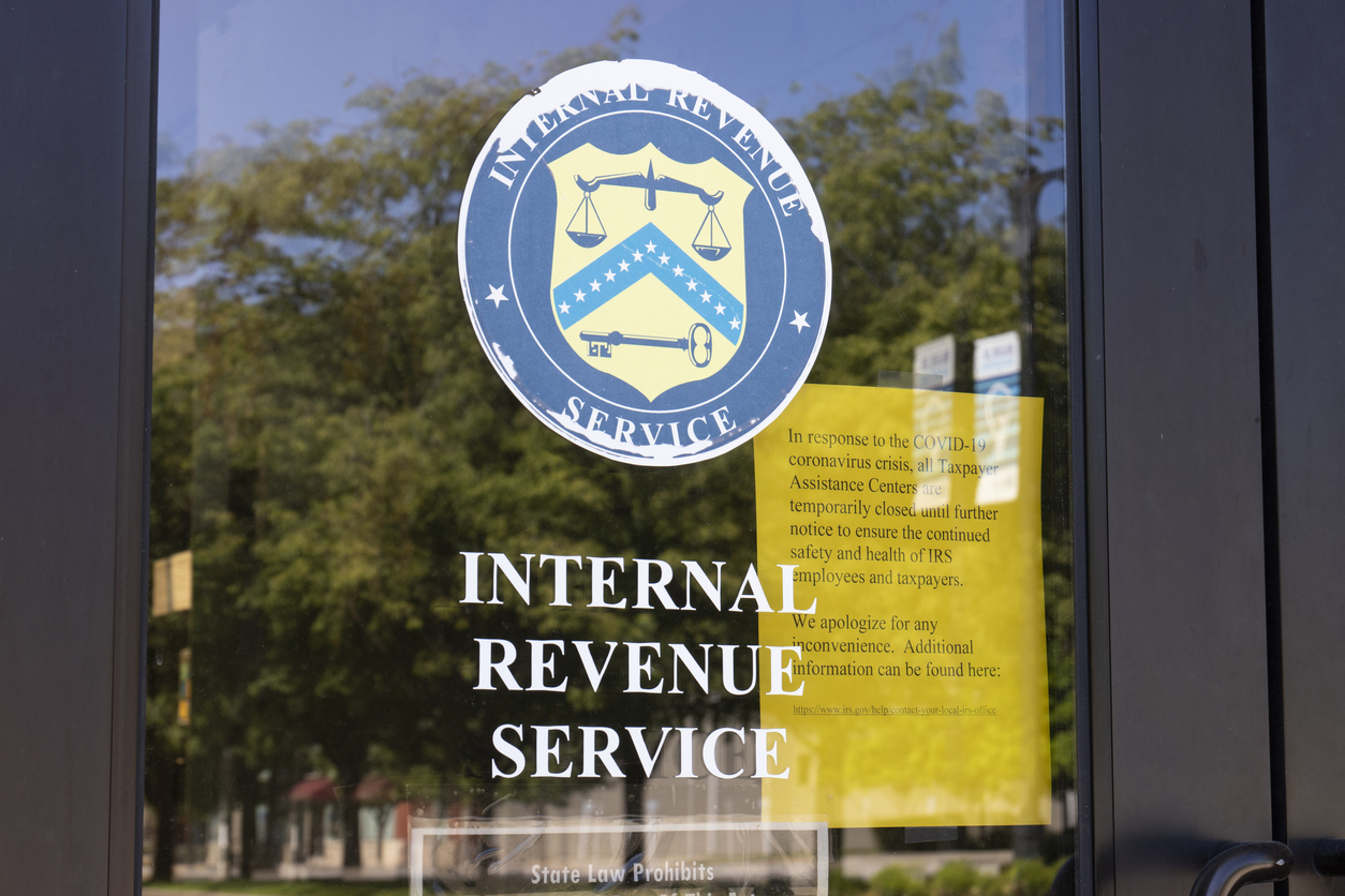 how-to-survive-the-irs-chaos-in-tax-season-2022-insurancefate